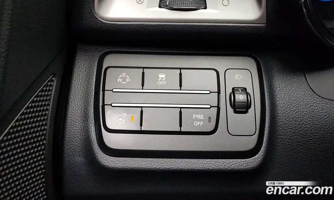 SsangYong TIBOLI 2015 1.6 Автомат в Москве № 1289261, фото 19