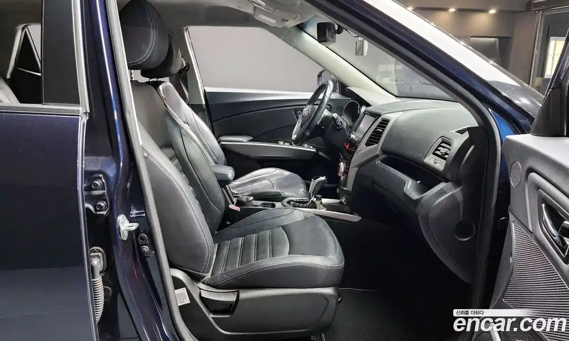 SsangYong TIBOLI 2015 1.6 Автомат в Москве № 1289261, фото 10