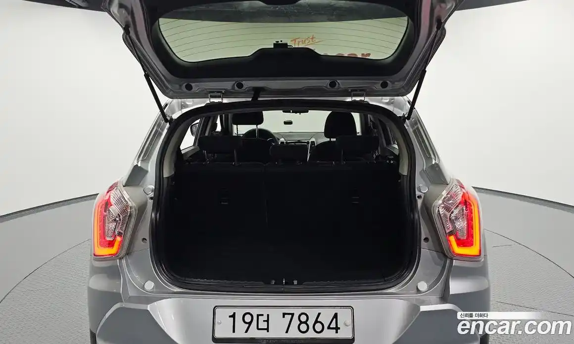 SsangYong TIBOLI 2015 1.6 Автомат в Москве № 1289320, фото 20