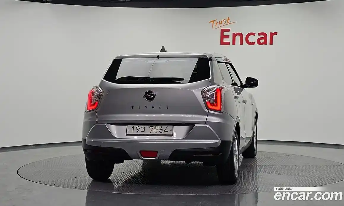 SsangYong TIBOLI 2015 1.6 Автомат в Москве № 1289320, фото 4