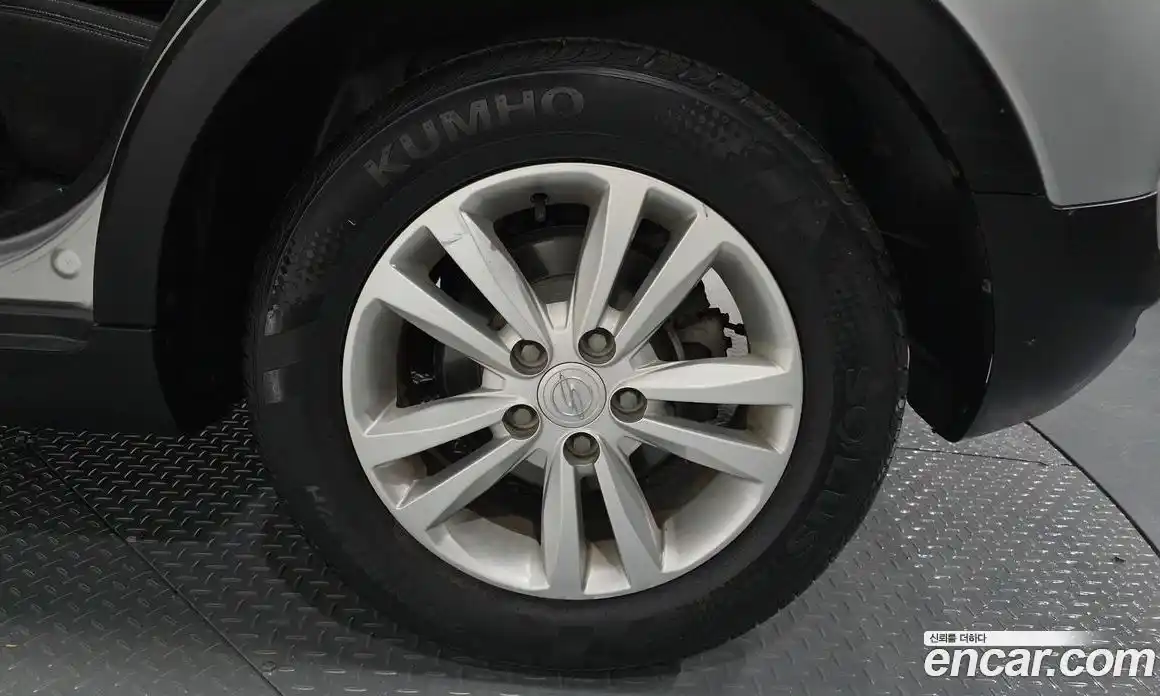 SsangYong TIBOLI 2015 1.6 Автомат в Москве № 1289320, фото 5