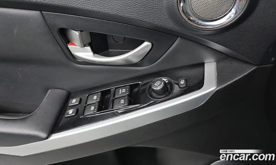 SsangYong Korando 2015 2.0 гидро в Москве № 1289622, фото 12