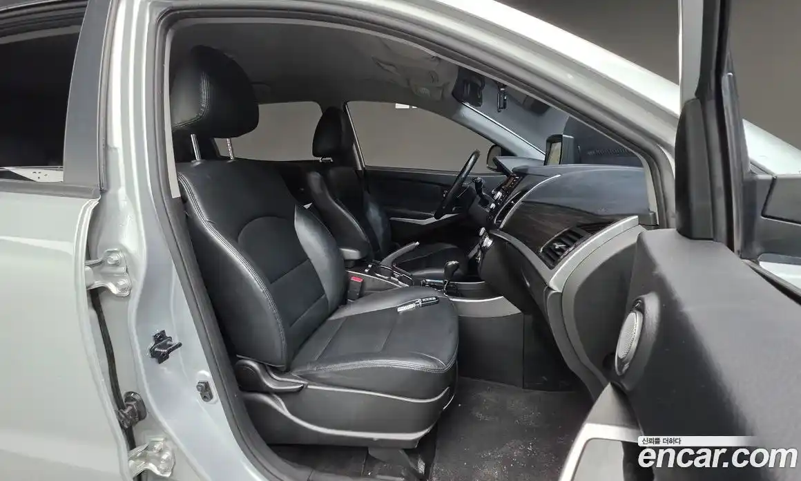 SsangYong Korando 2015 2.0 гидро в Москве № 1289622, фото 10