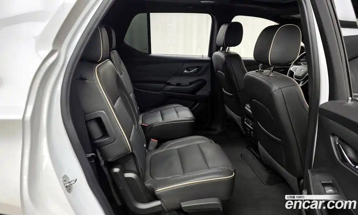 Chevrolet Traverse 2023 3.6 Автомат в Москве № 1289914, фото 12