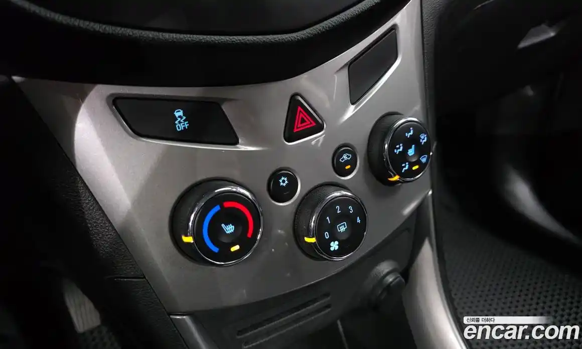 Chevrolet Trax 2016 1.4 Автомат в Москве № 1290041, фото 17