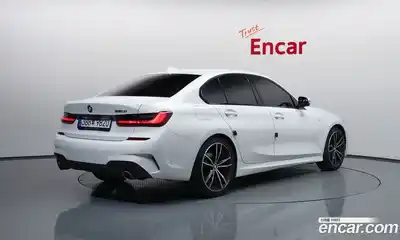 BMW 3-Series, 2022