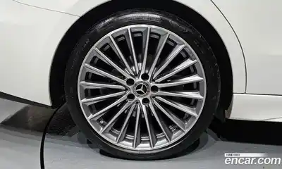 Mercedes-Benz C-Class 2023 2.0 гидро в Москве № 1291100, миниатюра 5