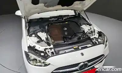 Mercedes-Benz C-Class 2023 2.0 гидро в Москве № 1291100, миниатюра 6