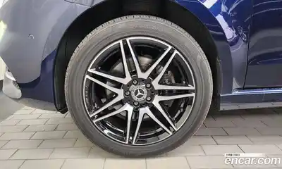 Mercedes-Benz V-Class 2022 1.9 гидро в Москве № 1291294, миниатюра 4