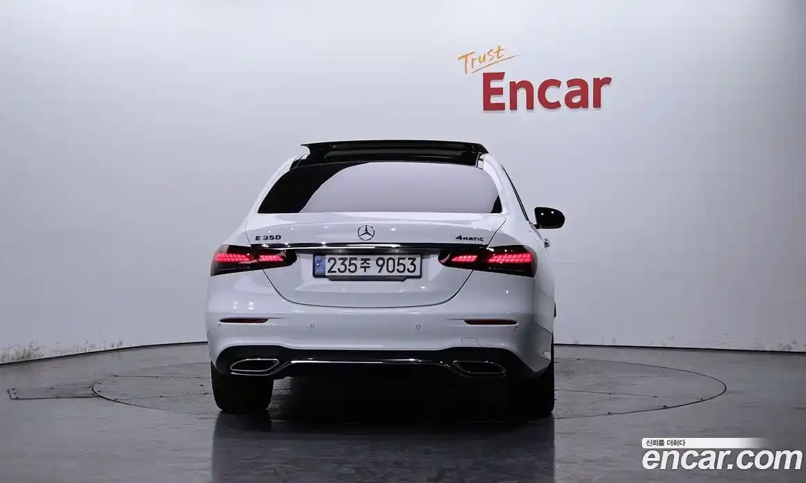 Mercedes-Benz E-Class 2021 2.0 гидро в Москве, фото 4