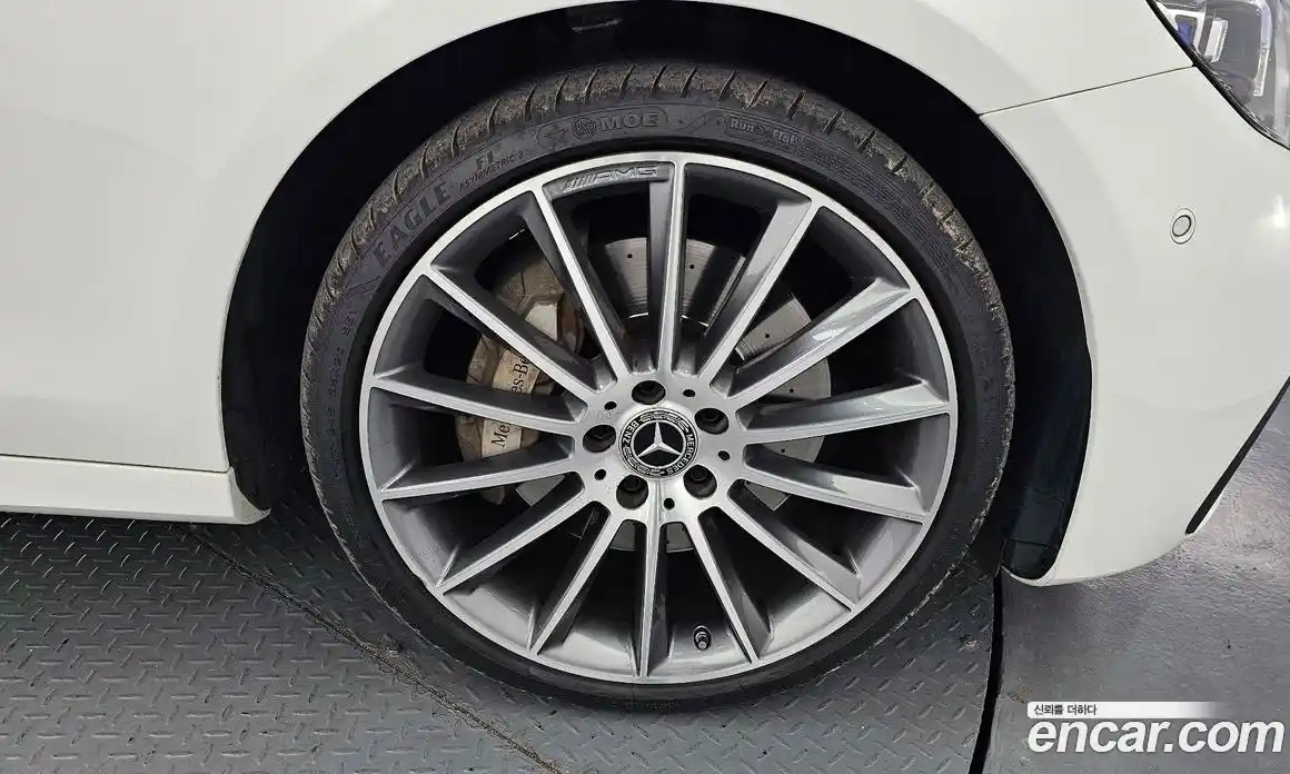 Mercedes-Benz E-Class 2021 2.0 гидро в Москве, фото 5