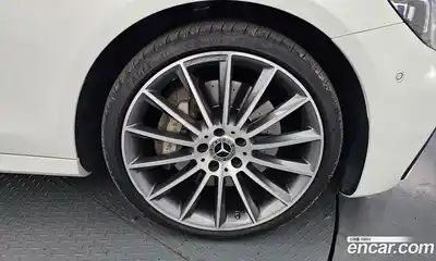 Mercedes-Benz E-Class 2021 2.0 гидро в Москве, миниатюра 5
