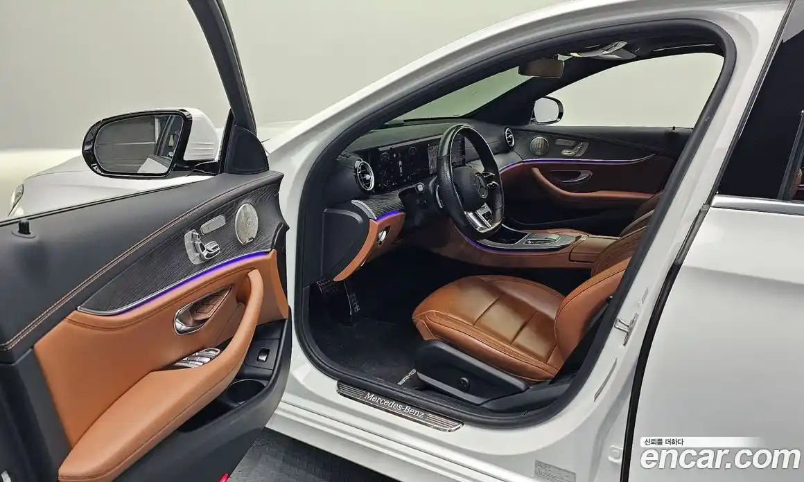 Mercedes-Benz E-Class 2021 2.0 гидро в Москве, фото 10