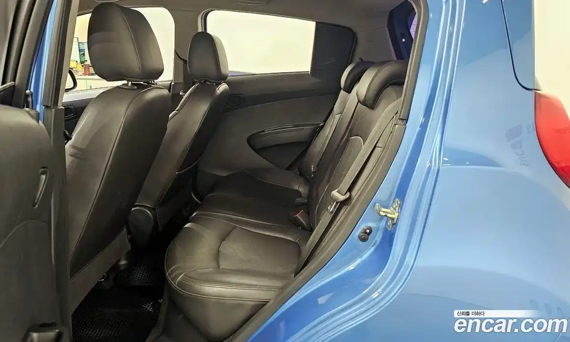 Chevrolet Spark 2013 1.0 Автомат в Москве № 1291725, фото 12