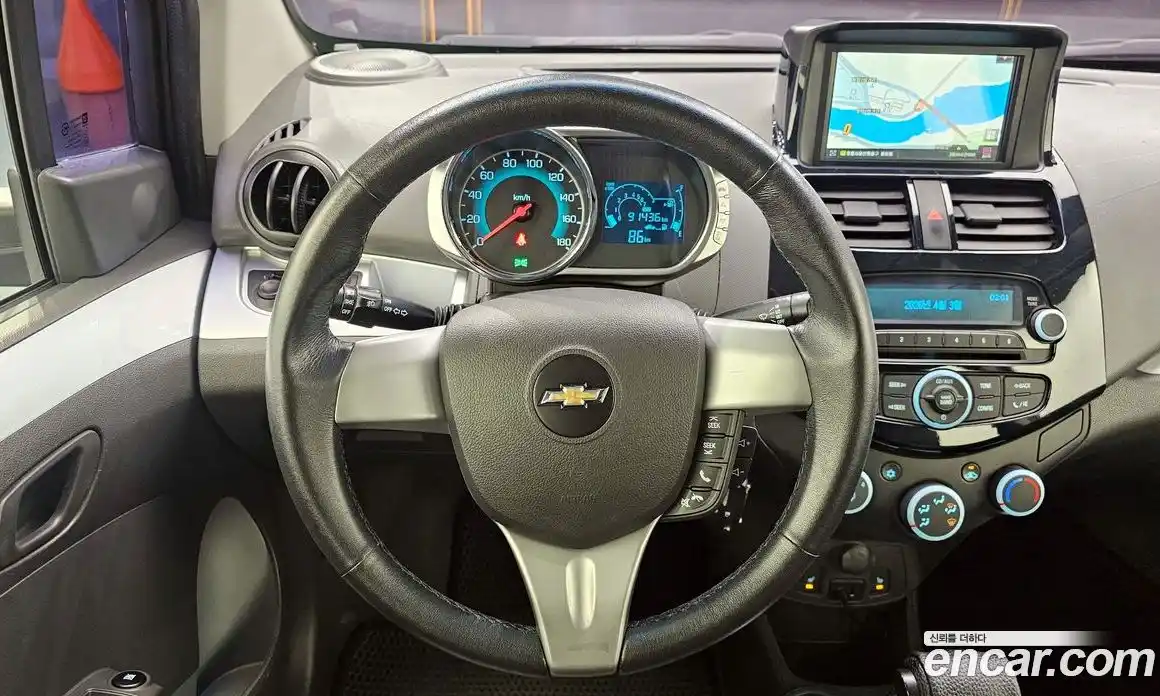 Chevrolet Spark 2013 1.0 Автомат в Москве № 1291725, фото 13