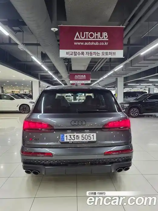 Audi SQ7 2026 4.0 гидро в Москве № 1291943, фото 4