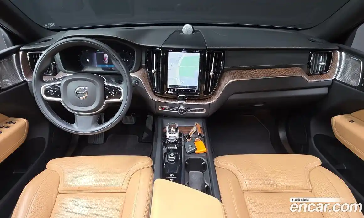 Volvo XC60 2021 2.0 гидро в Москве № 1292135, фото 7