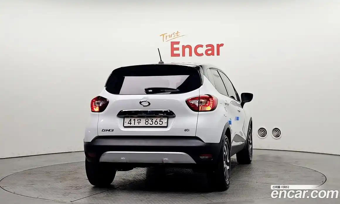 Renault QM3 2017 1.5 гидро в Москве № 1292188, фото 4