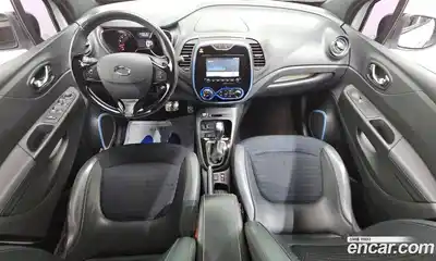 Renault QM3 2017 1.5 гидро в Москве № 1292188, миниатюра 7