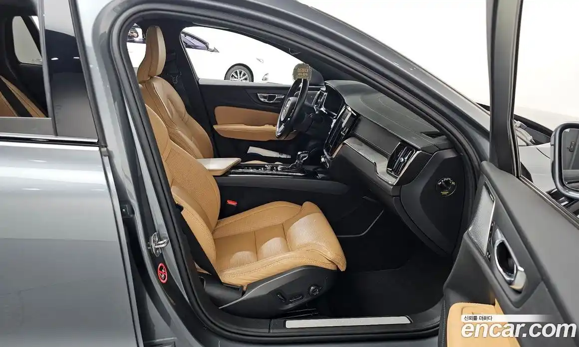 Volvo V60 2020 2.0 гидро в Москве № 1292283, фото 11