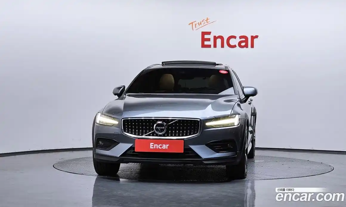 Volvo V60 2020 2.0 гидро в Москве № 1292283, фото 3