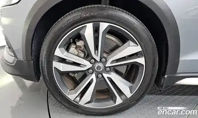 Volvo V60 2020 2.0 гидро в Москве № 1292283, миниатюра 5