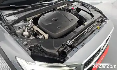 Volvo V60 2020 2.0 гидро в Москве № 1292283, миниатюра 6