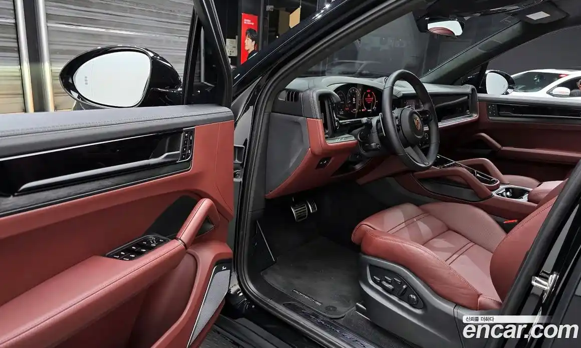 Porsche Cayenne 2025 4.0 гидро в Москве № 1292387, фото 11