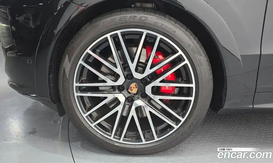 Porsche Cayenne 2025 4.0 гидро в Москве № 1292387, фото 5
