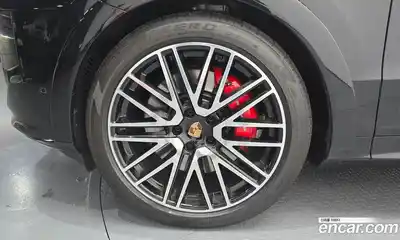 Porsche Cayenne 2025 4.0 гидро в Москве № 1292387, миниатюра 5