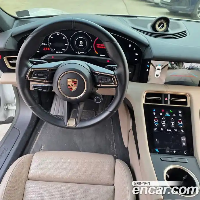 Porsche Taycan 2023 0.1 гидро в Москве № 1292854, фото 15