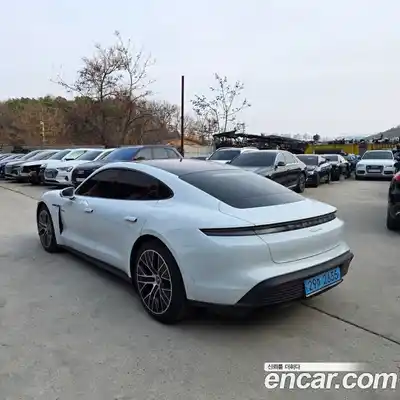 Porsche Taycan 2023 0.1 гидро в Москве № 1292854, миниатюра 4