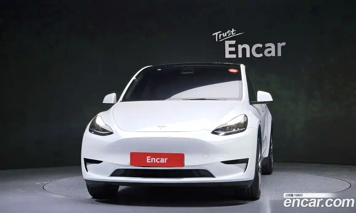 Tesla Model Y 2023 0.1 гидро в Москве № 1293655, фото 3