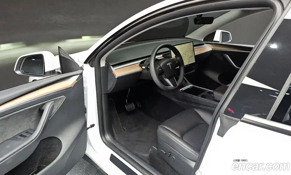 Tesla Model Y 2024 0.2 гидро в Москве № 1293704, фото 11