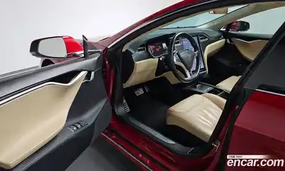 Tesla Model S 2017 0.3 гидро в Москве № 1293854, миниатюра 10