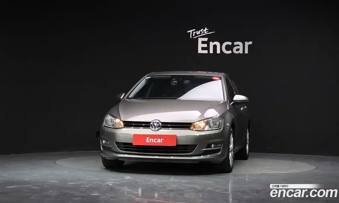 Volkswagen Golf 2013 1.6 гидро в Москве № 1294049, фото 3