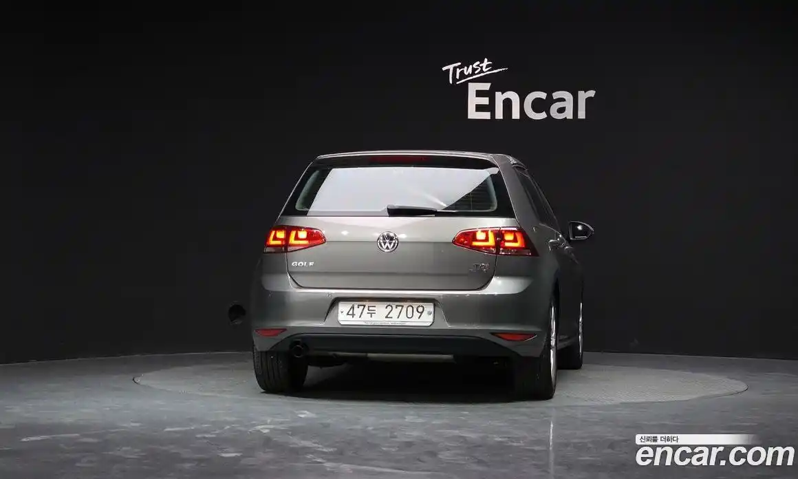 Volkswagen Golf 2013 1.6 гидро в Москве № 1294049, фото 4