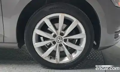Volkswagen Golf 2013 1.6 гидро в Москве № 1294049, миниатюра 5