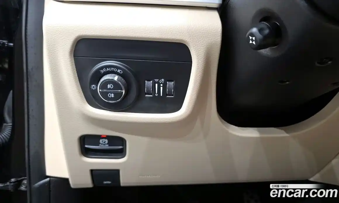 Jeep Cherokee 2023 3.6 гидро в Москве № 1294093, фото 18