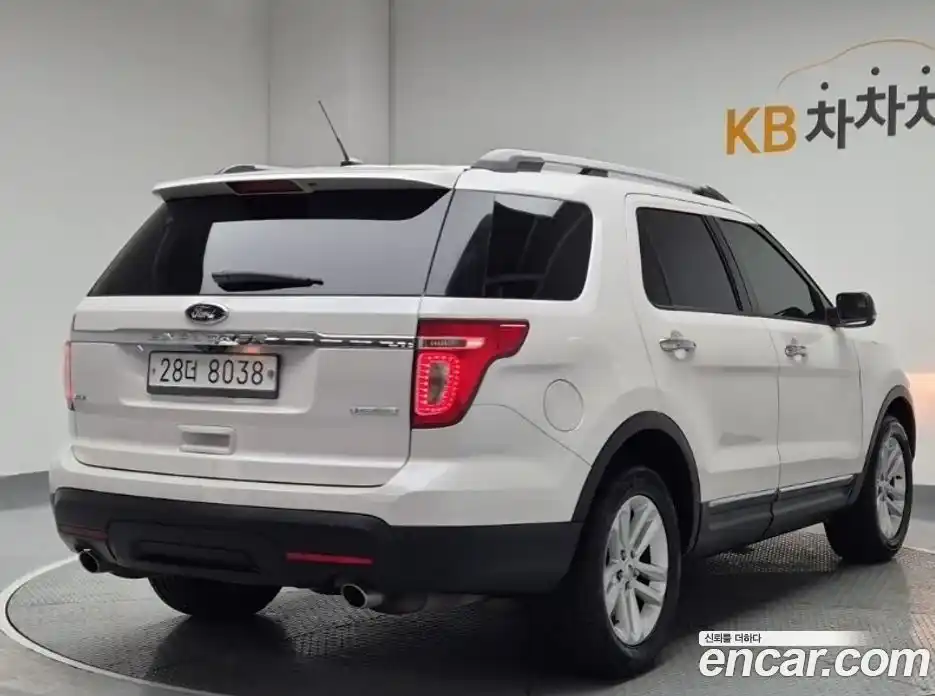 Ford Explorer 2013 2.0 гидро в Москве № 1294821, фото 3