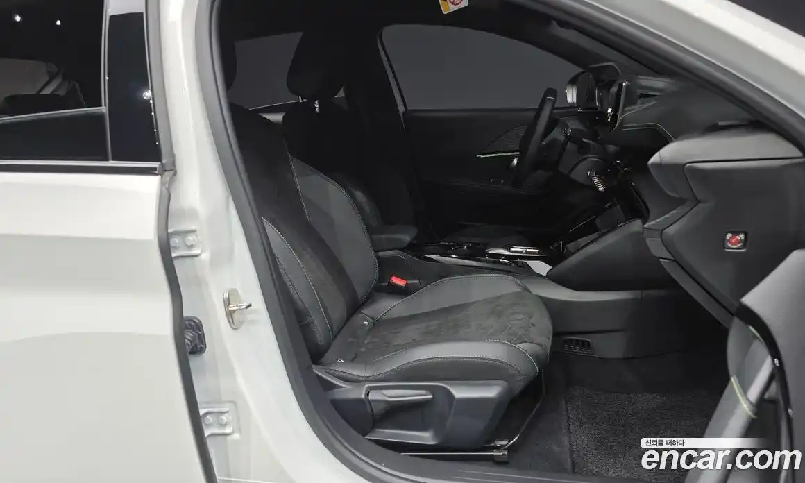 Peugeot 208 2023 0.1 гидро в Москве № 1295110, фото 11