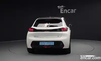 Peugeot 208 2023 0.1 гидро в Москве № 1295110, миниатюра 4