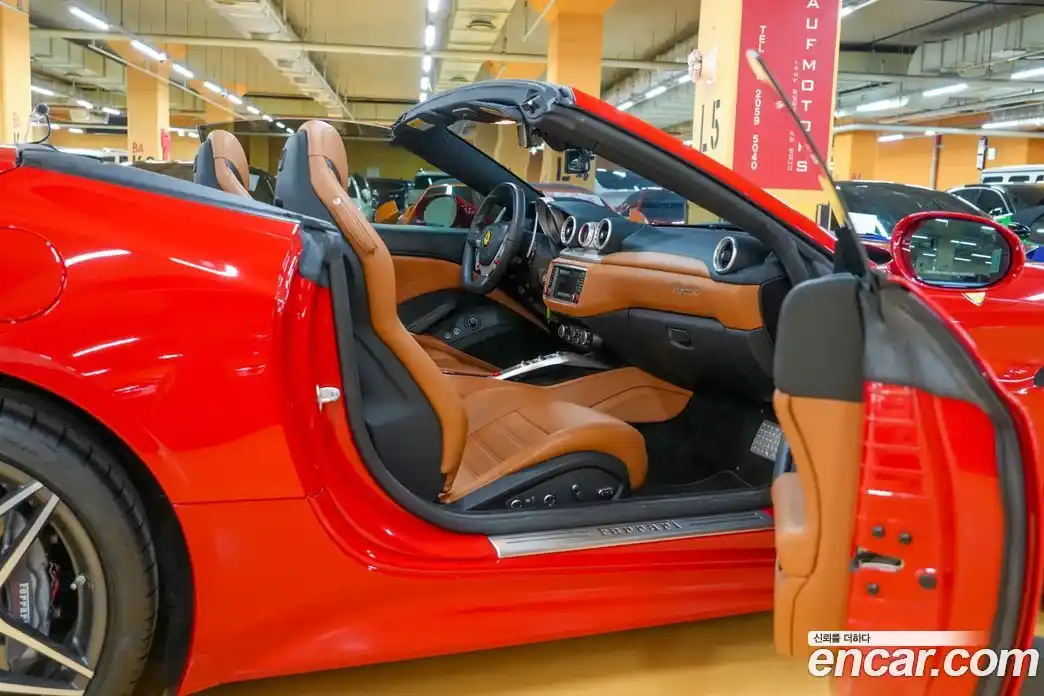 Ferrari California 2015 3.9 гидро в Москве № 1295341, фото 15