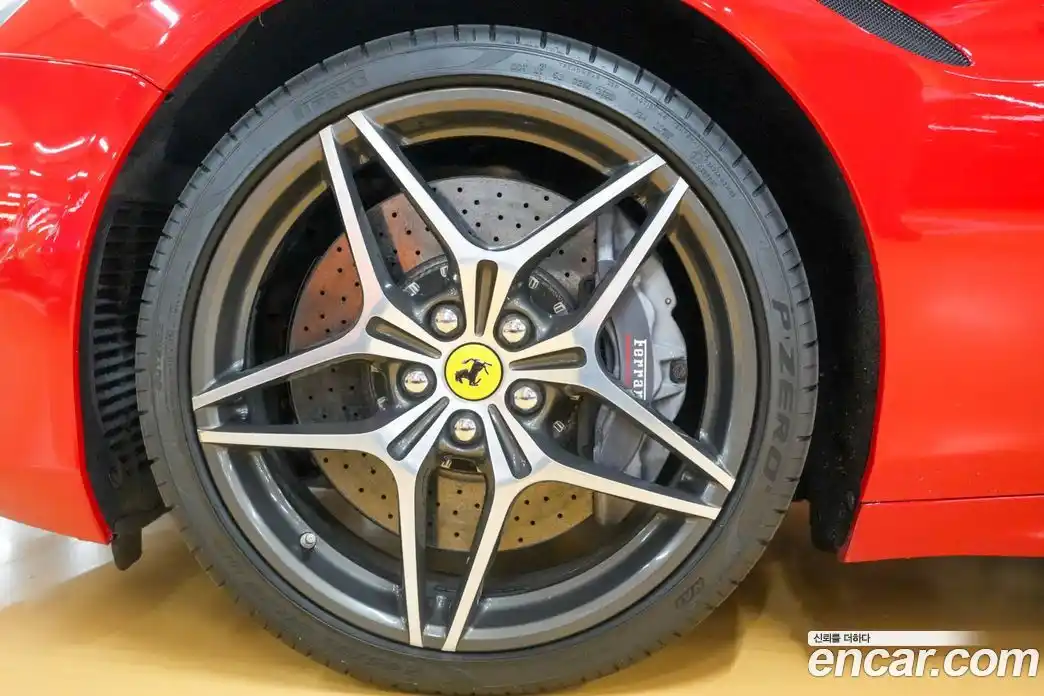 Ferrari California 2015 3.9 гидро в Москве № 1295341, фото 5