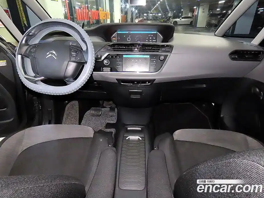 Citroen C4 Picasso 2017 1.6 гидро в Москве № 1295422, фото 10
