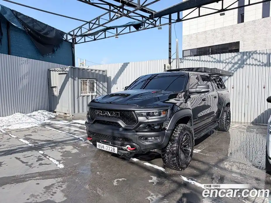 Dodge Ram Pick Up 2022 6.2 гидро в Москве № 1295480, фото 16