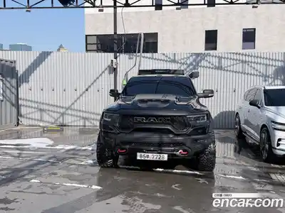 Dodge Ram Pick Up 2022 6.2 гидро в Москве № 1295480, миниатюра 6