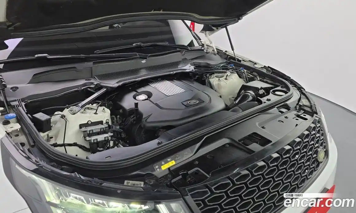 Land Rover Discovery 2017 3.0 гидро в Москве № 198304, фото 6