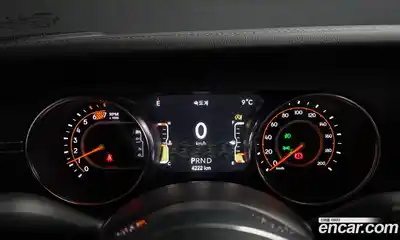 Jeep Wrangler 2021 2.0 гидро в Москве № 199379, миниатюра 8