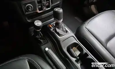 Jeep Wrangler 2021 2.0 гидро в Москве № 199379, миниатюра 9